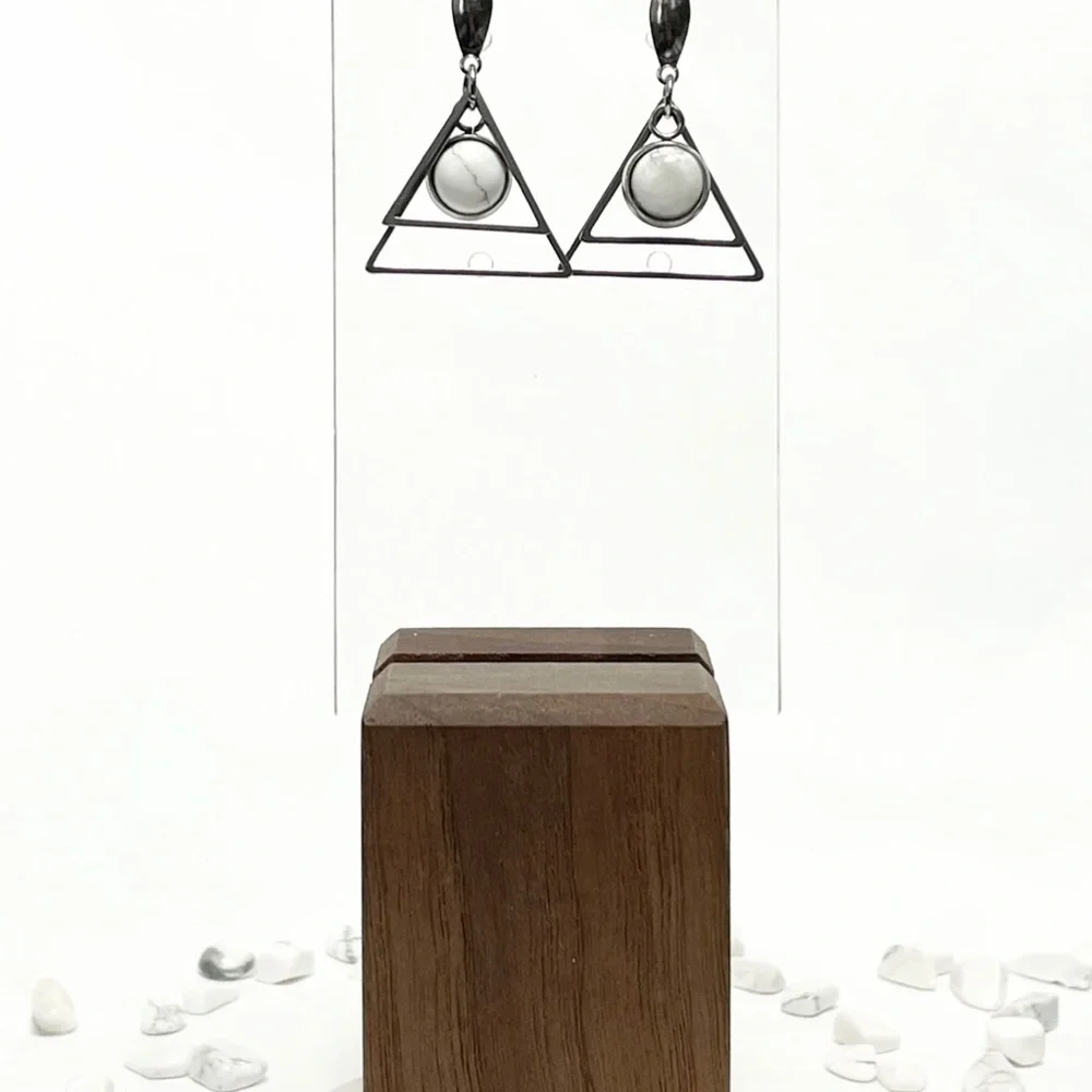 Howlite Earrings - Picture 3 of 3